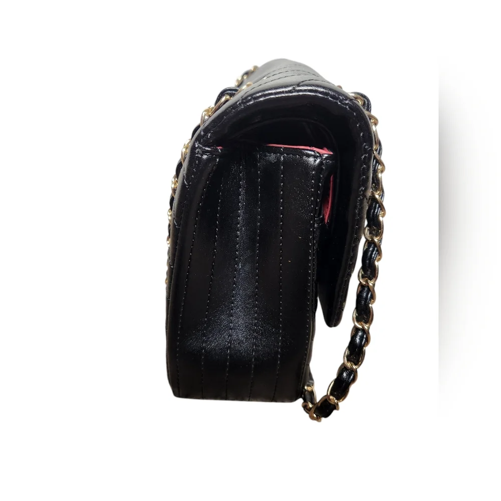 Chevron Black Quilted Shoulder Crossbody Gold Chain Bag - Picture 3 of 7